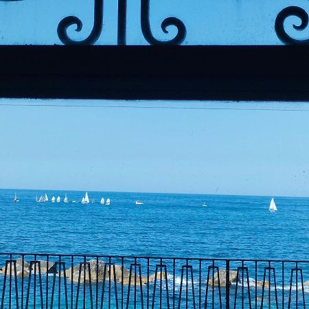 Levante Seaview Apartment シラクーサ エクステリア 写真